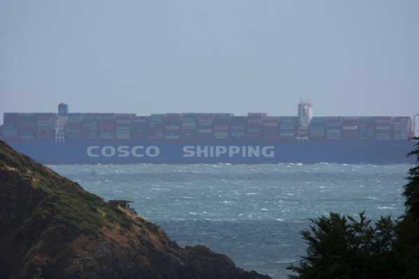 28 July 2018 - 12-55-08.jpg
Eek. No name, clearly it's from the Costco Shipping line. I'll see if I can work it out. And I have, via ShipAIS History. It's Costco Universe, heading for Suez.
#DartmouthMerchantShipping #CostcoUniverseDartmouth